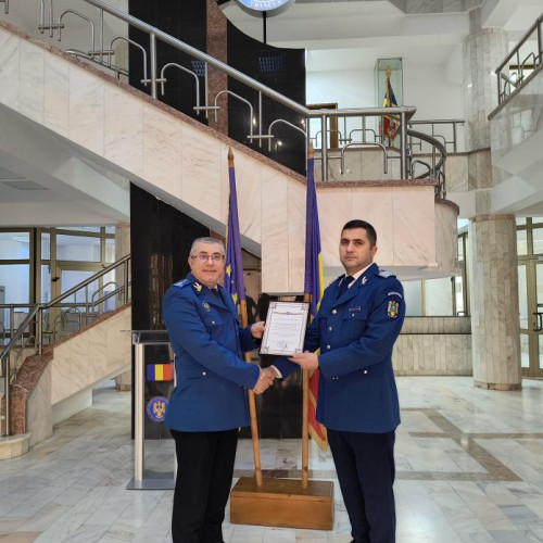 Jandarmul vrâncean care a salvat un vecin aflat în pericol, recompensat de conducerea unității