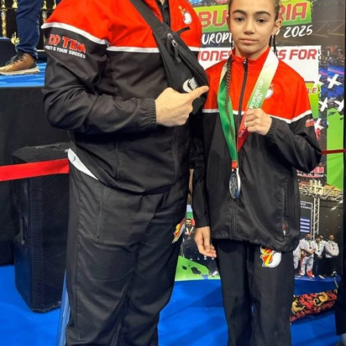 Georgiana Mihuță – CS Addras Focșani – prima medalie europeană la kickboxing