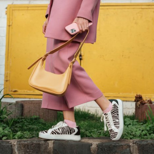 Pantofii colorati: Elementul cheie pentru un stil deosebit