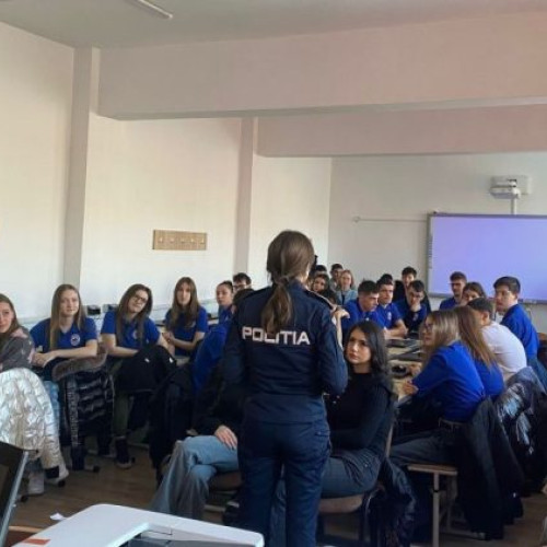 Polițiștii vranceni atrag atenția asupra &quot;Paracetamol Challenge&quot;