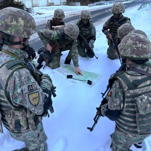 Armata Română întreprinde exerciții esențiale pentru pregătirea militarilor