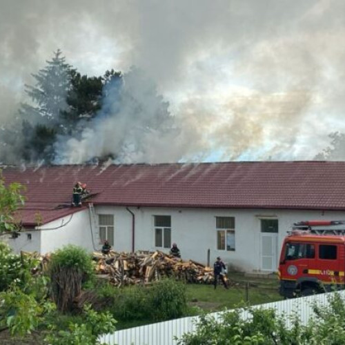 Incendiu la școala din Mirceștii Noi