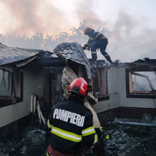 Incendiu la o gospodărie din comuna Vizantea-Livezi
