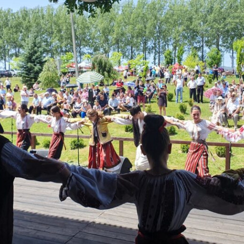 Festivalul Rusaliilor la Vintileasca: o zi de tradiție și bucurie comunitară
