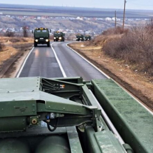 Creșteri ale traficului militar în Vrancea, Covasna și Brașov în perioada 2-14 iunie