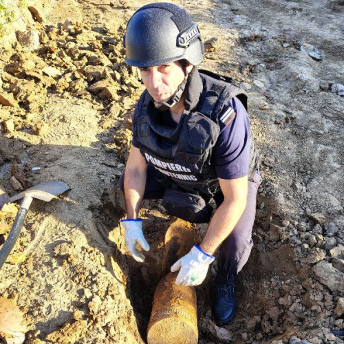 Două proiectile explozive descoperite în Fitionesti
