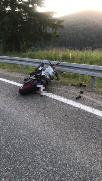 Motociclist accidentat grav pe DN2 în zona Tulnici