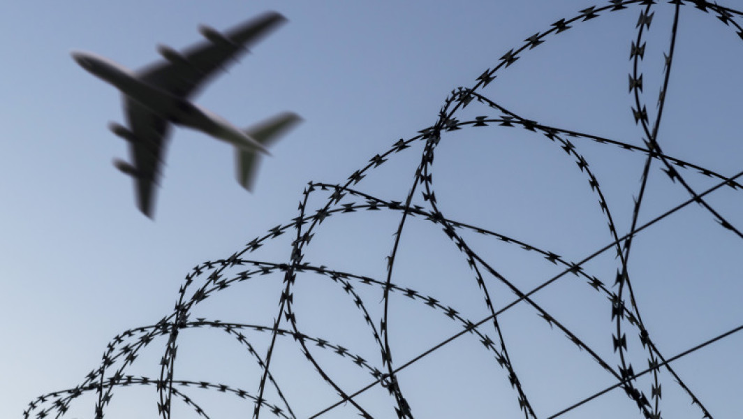 SUA au anunțat un zbor de deportare. Unde au fost trimiși „barbarii atât de periculoși, pe care nici propriile țări nu i-au vrut”