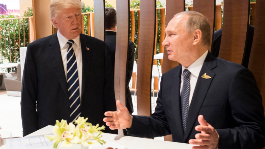 „Ne bazăm pe instinctul lui Trump”. Oficialii Casei Albe au așteptări minime de la întâlnirea președintelui SUA cu Vladimir Putin