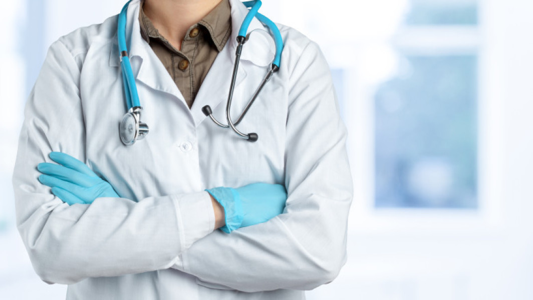 Patronatul medicilor specialiști și asociația medicilor de ambulator critică decizia guvernului