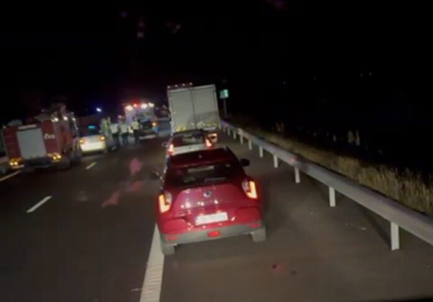 Trafic blocat pe A7 la km 110 în urma unui accident rutier