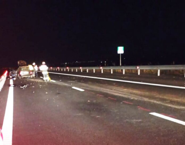 Accident pe A7: șofer buzoian și pasageră rănită grav