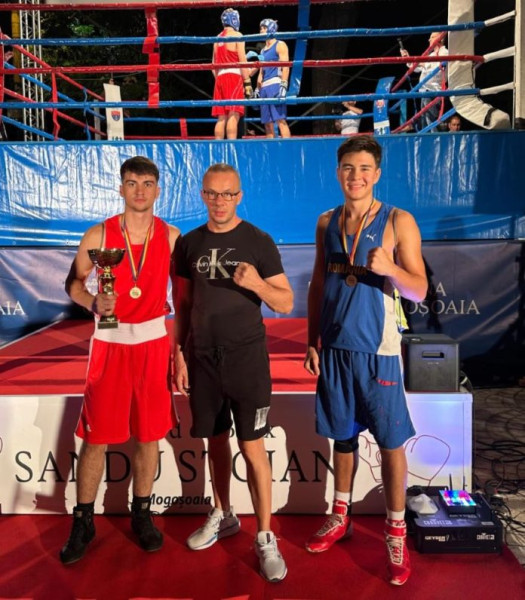 Boxe la Gala Sandu Stoian Memorial: tineri din Focșani la lupte