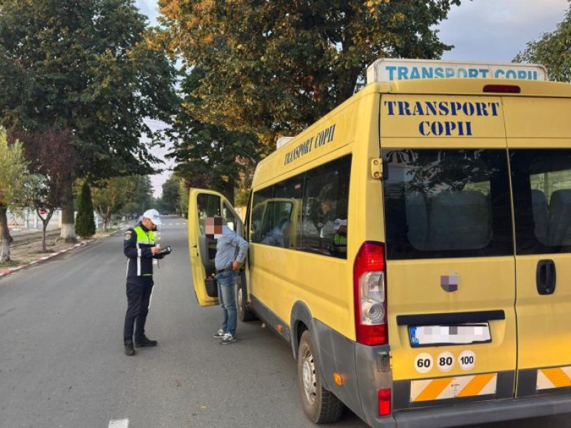 Poliția Vrancea verifică transportul elevilor pentru noul an școlar