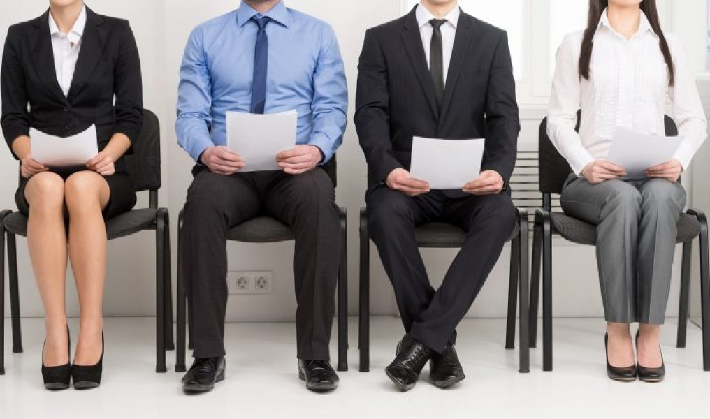 Candidații entry level și muncitorii calificați sunt cei mai căutați candidați ai momentului
