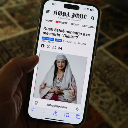 Albania numește o inteligență artificială ministru al Achizițiilor Publice