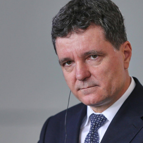 Nicușor Dan cere transparență totală după moartea a șase copii la Spitalul Sfânta Maria din Iași