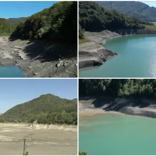 Lacul Paltinu din Prahova, la cel mai scăzut nivel din cauza secetei extreme