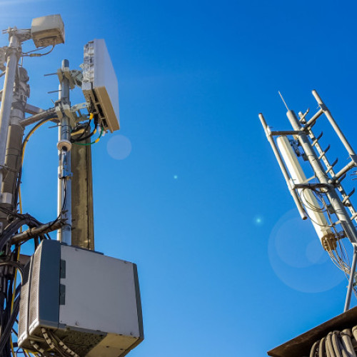 Instituții publice verifică câmpurile electromagnetice după plafonarea sporurilor pentru condiții vătămătoare